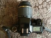 Kamera Canon EOS 1000f N su objektyvais