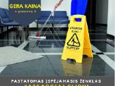 Pastatomas įspėjamasis ženklas „Atsargiai slidu“ - nuotraukos Nr. 2