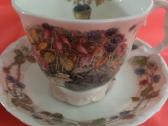 Peliuku nuotykiai brambly hedge lekstes puodeliai