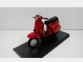 Vespa motoroleriai 1:18 !