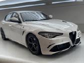 Alfa Romeo Giulia 1/18