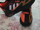 Adidas kedai - nuotraukos Nr. 2