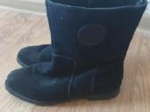 Moteriški aulinukai