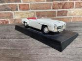 Mercedes Benz SL 190 1:18 modeliukas - nuotraukos Nr. 3