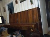 Dovanojamas pianinas su 50eur priemoka ishnesimui