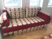 Linksma, ryški sofa-lova