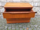Vintažinė mid century riešutmedž TV/audio spintelė - nuotraukos Nr. 4