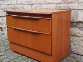 Vintažinė mid century riešutmedž TV/audio spintelė