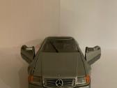 Mercedes benz SL 500 Maisto visos dalys atsidaro - nuotraukos Nr. 2
