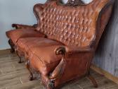 Stilinga sofa. Riešutmedis ir natūrali oda.