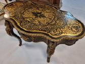 Boulle stiliaus stalas. 1850 - 1900 metai.