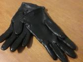 Moteriskos Odines pirstines 14eur.