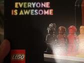 40516 Lego everyone is awesome