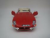 Jaguar E type modelis 1/18 atsidaro visos dalys - nuotraukos Nr. 2