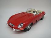 Jaguar E type modelis 1/18 atsidaro visos dalys - nuotraukos Nr. 6