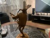 Aukso spalvos statulele - nuotraukos Nr. 3