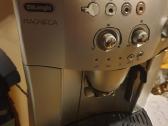Automatinis kavos aparatas delonghi magnifica