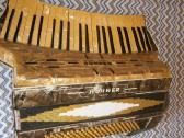 Hohner Bajanai, akordeonai.