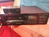 Parduodu CD grotuvą Bondstec Bt 660