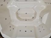 Kubilas , jacuzzi, keturkampis - nuotraukos Nr. 7