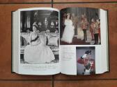 Leidiniai su Elizabeth II - nuotraukos Nr. 16