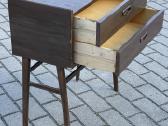 Mid century laikmecio tikmedzio komodele - nuotraukos Nr. 2
