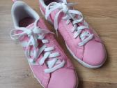 Adidas kedai - nuotraukos Nr. 5