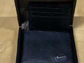Originali dezute Nike su odiniu deklu viduje