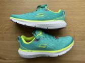 Moteriški bėgimo bateliai Sketchers Go Run Pure 3 - nuotraukos Nr. 9
