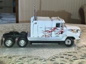 Parduodu modeli Freightliner Fld 120 Special - nuotraukos Nr. 3