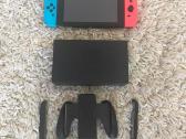 Parduodamas Nintendo Switch su aksesuarais