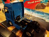 Volvo, Man sunkvežimiai. 1:32