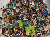 Visi lego vienoje dėžėje
