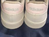 Adidas kedai - nuotraukos Nr. 3