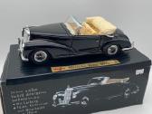 Mercedes 300s 1:18 modelis modeliukas diecast - nuotraukos Nr. 2