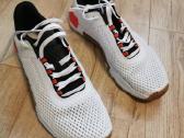 Nauji Under Armour vyriški kedai. 45,5.