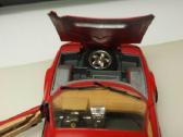 Ferrari Testarossa modeliukas 1:18 atsidaro dalys - nuotraukos Nr. 5