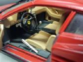 Ferrari Testarossa modeliukas 1:18 atsidaro dalys - nuotraukos Nr. 7