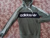 Adidas bliuzonas - nuotraukos Nr. 2