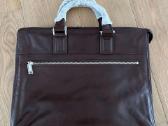 Stilingas ir funkcionalus portfelis Ferragamo slim