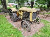 Senovinis traktorius Fordson