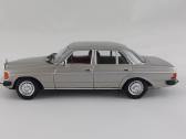 1/43 modeliukai MB 230e W123 1982 - nuotraukos Nr. 5