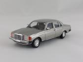 1/43 modeliukai MB 230e W123 1982