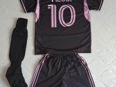Vaikiškos futbolininko aprangos - nuotraukos Nr. 14