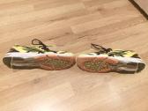 Asics kedai - nuotraukos Nr. 2