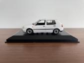 Parduodu Volkswagen Golf 1/43 modeliuką - nuotraukos Nr. 5