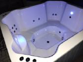 Kvadratinis kubilas, jacuzzi, keturkampas kubilas