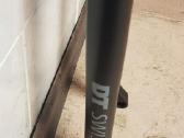 Amortizuojančios šakės Rock shox, Fox ir kitos - nuotraukos Nr. 2