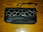 Pinigine.6-8€.
