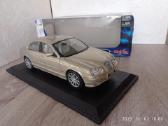 Jaguar s type 1:18